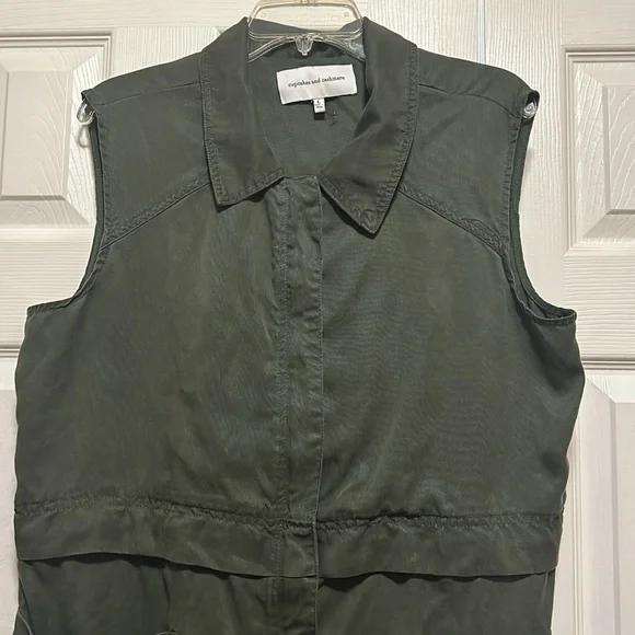 Cupcakes & Cashmere Full Zip Vest Cinching Waist Pockets Green- Size Large - Picture 5 of 10